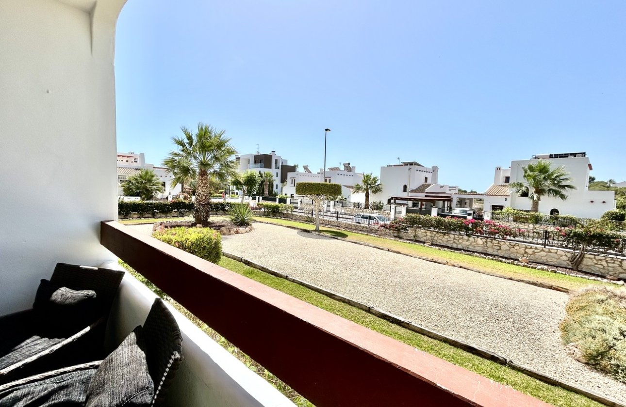 Resale - Apartment / flat - Villamartin
