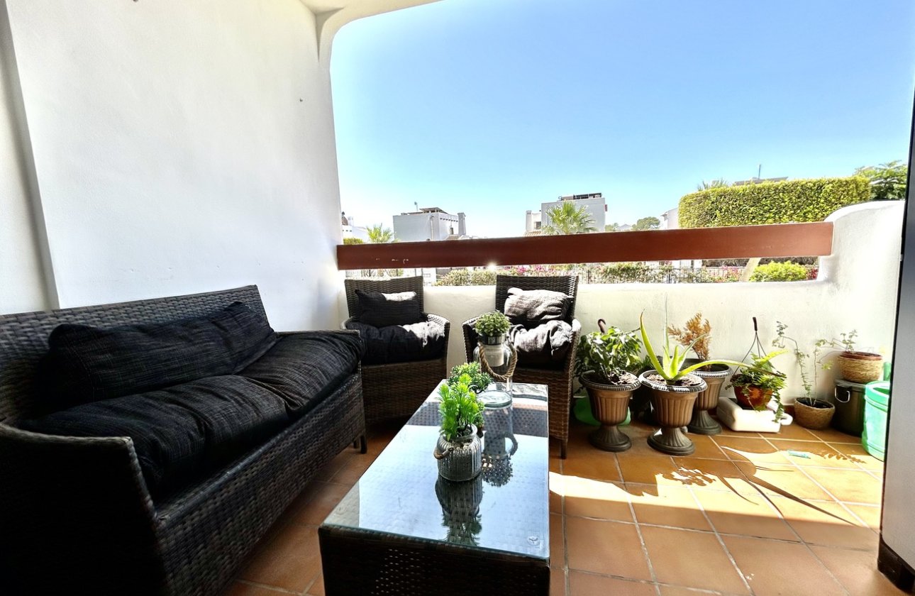 Resale - Apartment / flat - Villamartin