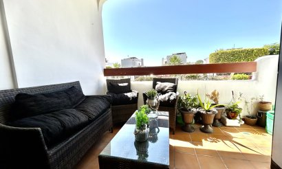 Resale - Apartment / flat - Villamartin