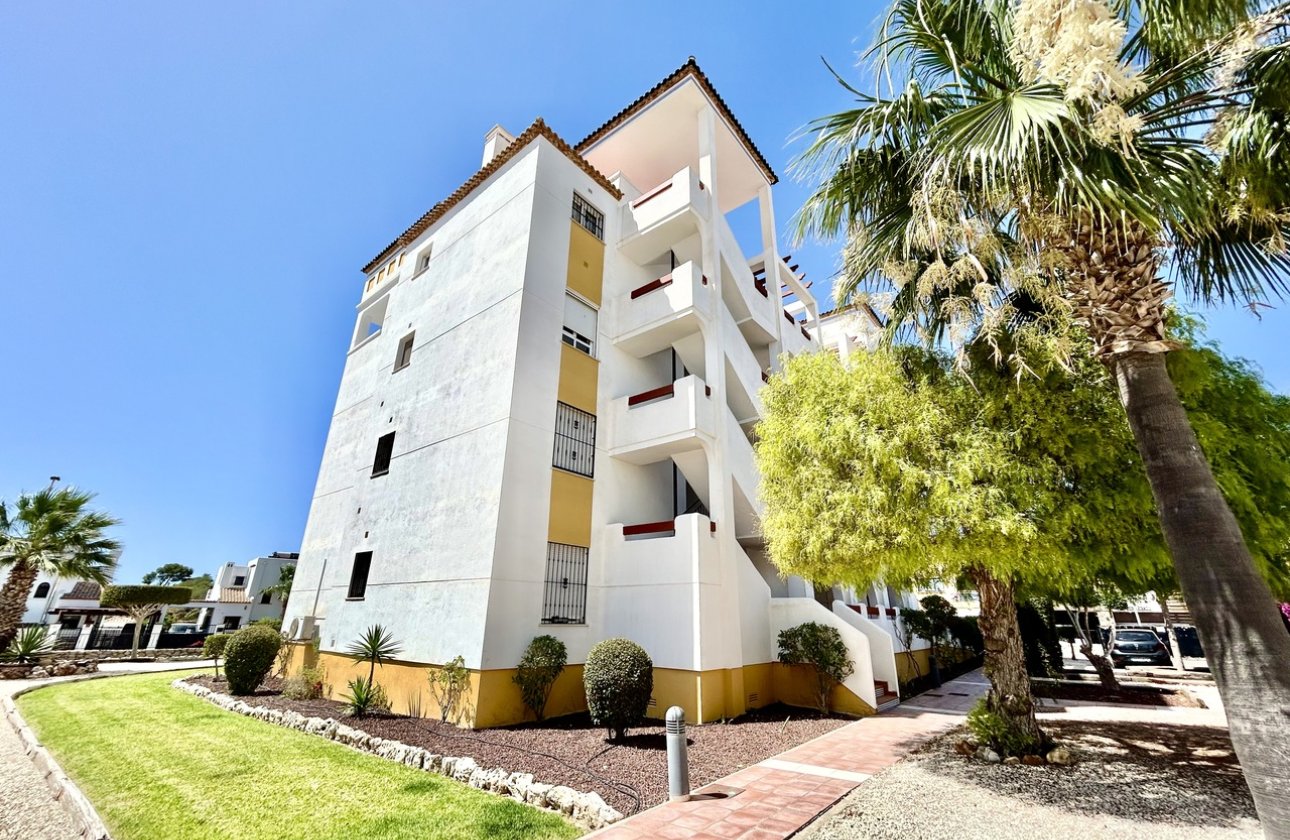Resale - Apartment / flat - Villamartin