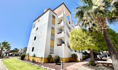 Resale - Apartment / flat - Villamartin