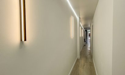 Reventa - Apartamento / piso - Torrevieja - El Acequión - Los Náufragos