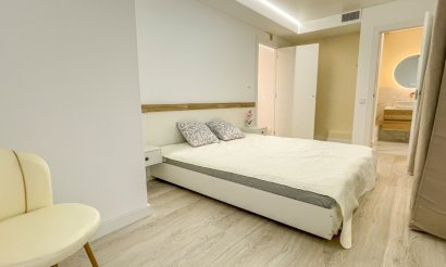 Reventa - Apartamento / piso - Torrevieja - El Acequión - Los Náufragos