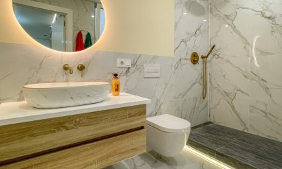 Reventa - Apartamento / piso - Torrevieja - El Acequión - Los Náufragos