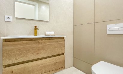 Reventa - Apartamento / piso - Torrevieja - El Acequión - Los Náufragos