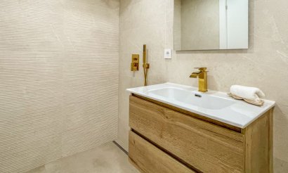Reventa - Apartamento / piso - Torrevieja - El Acequión - Los Náufragos