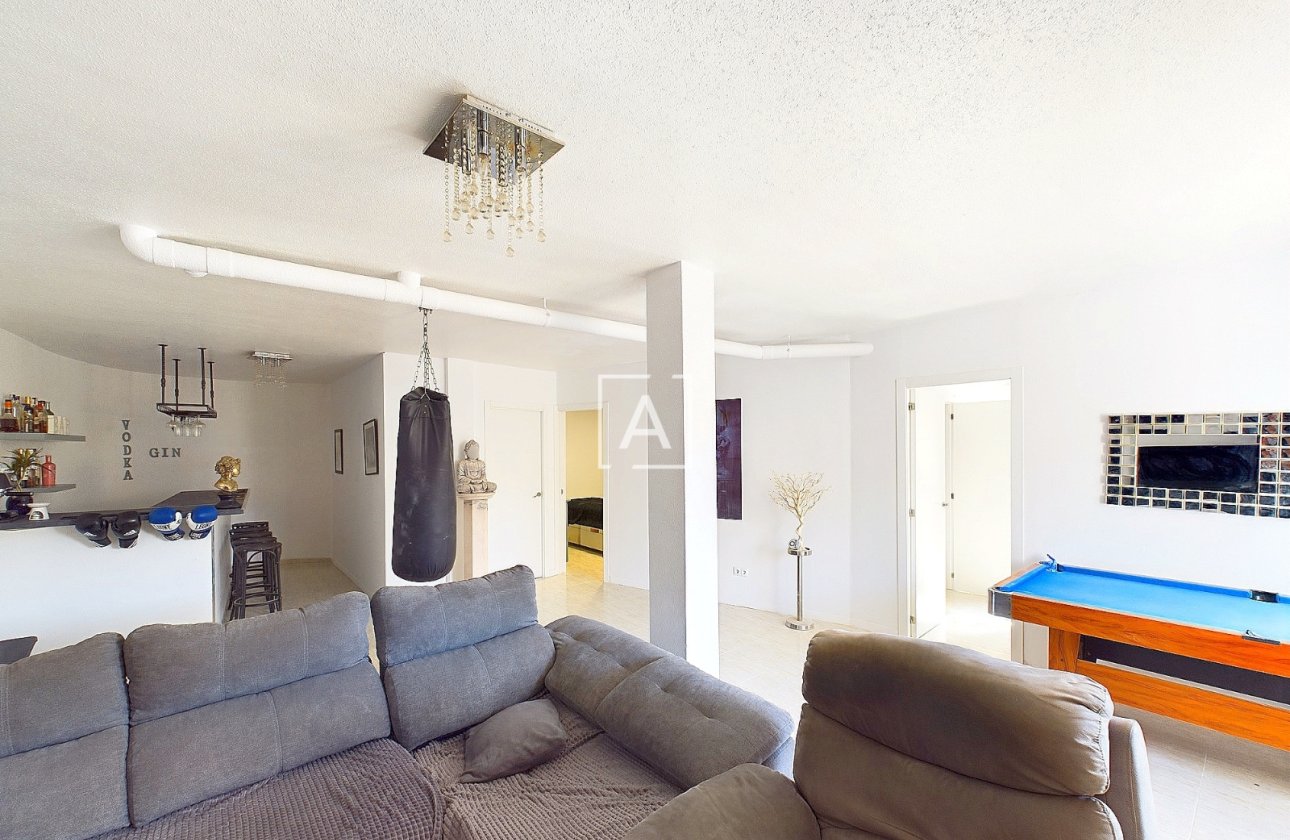 Resale - Villa - Pinar de Campoverde