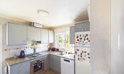 Resale - Villa - Pinar de Campoverde