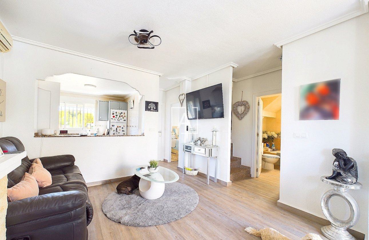 Resale - Villa - Pinar de Campoverde