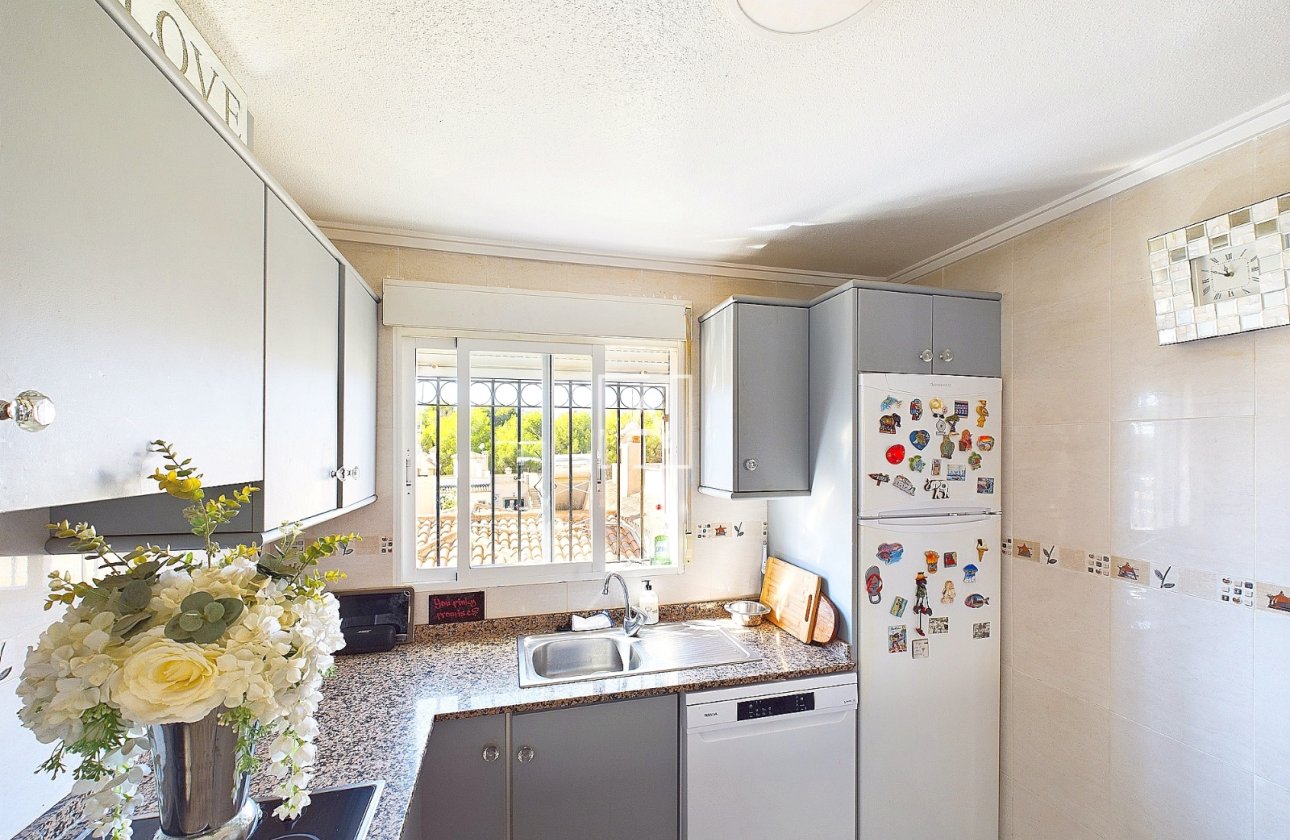 Resale - Villa - Pinar de Campoverde