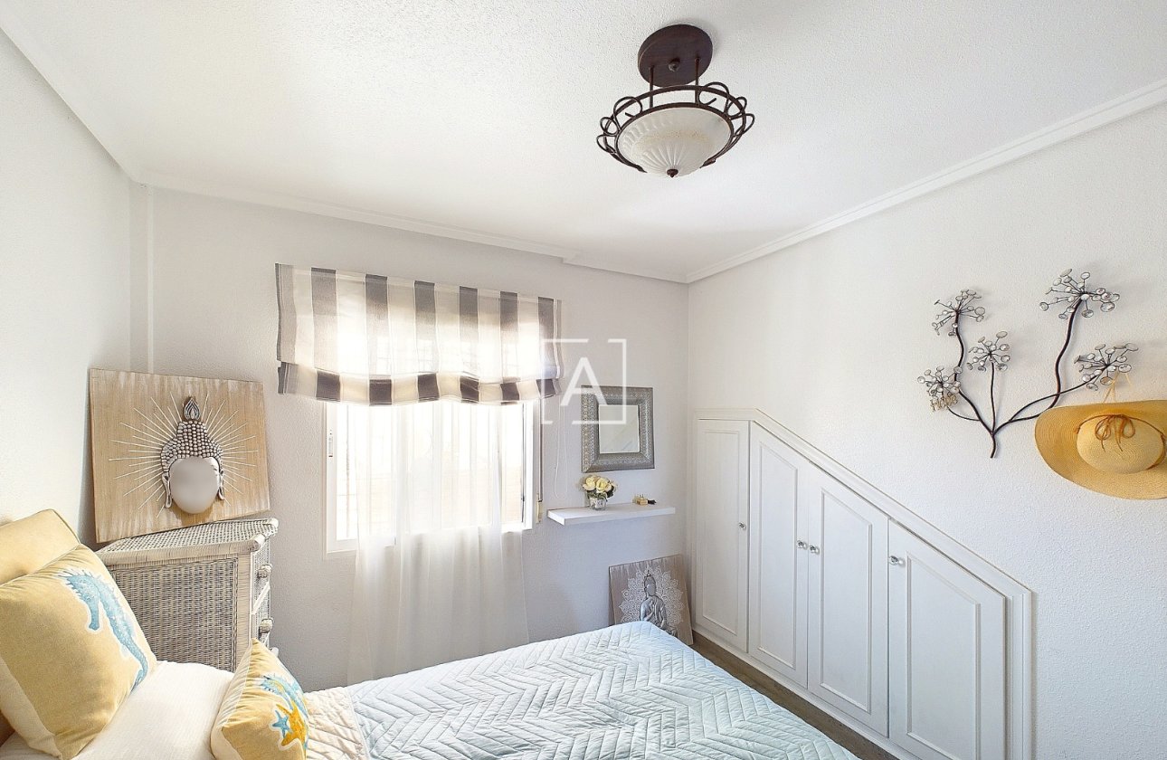 Resale - Villa - Pinar de Campoverde