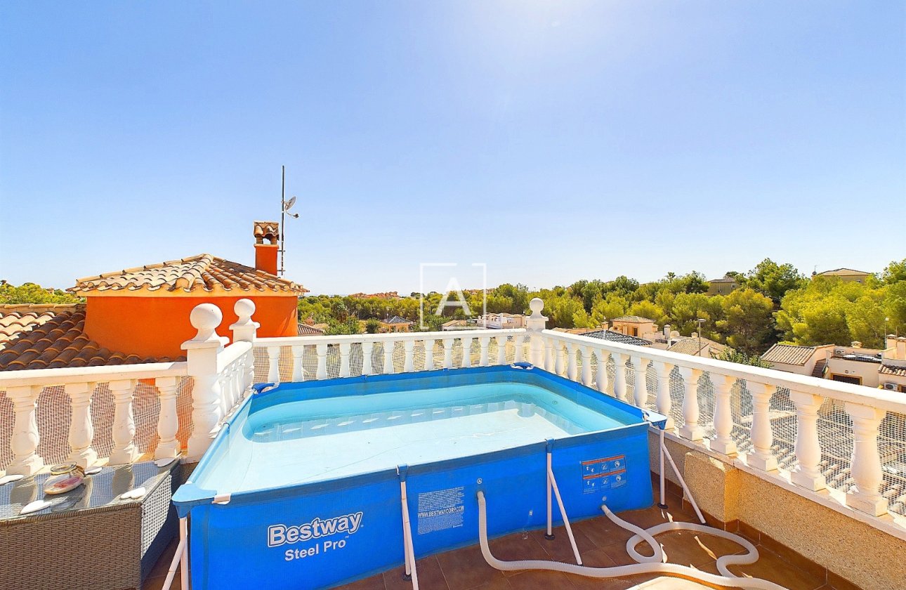 Resale - Villa - Pinar de Campoverde