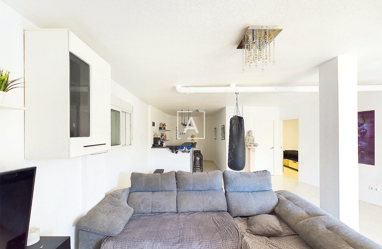 Resale - Villa - Pinar de Campoverde