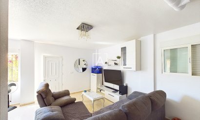 Resale - Villa - Pinar de Campoverde