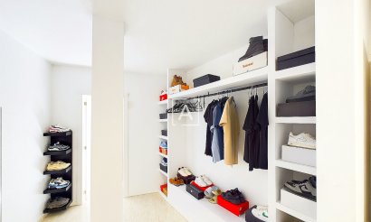 Resale - Villa - Pinar de Campoverde