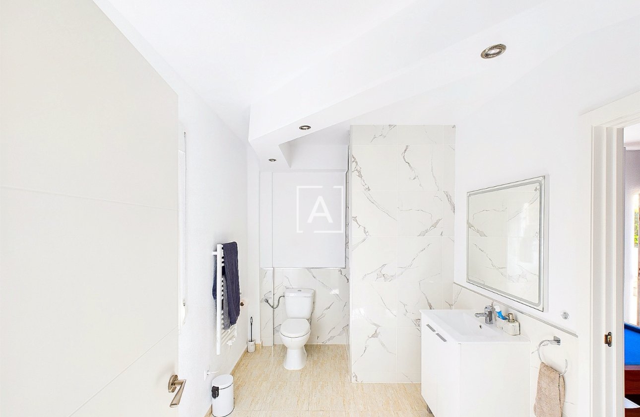 Resale - Villa - Pinar de Campoverde