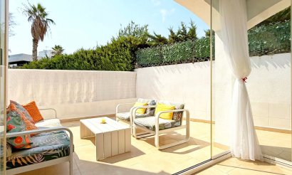 Resale - Villa - Orihuela Costa - Villamartín