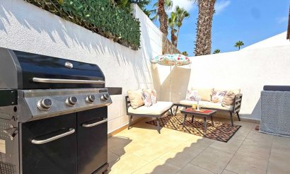 Resale - Villa - Orihuela Costa - Villamartín