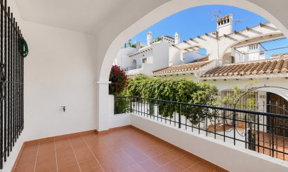 Resale - Bungalow - Torrevieja - Nueva Torrevieja - Aguas Nuevas