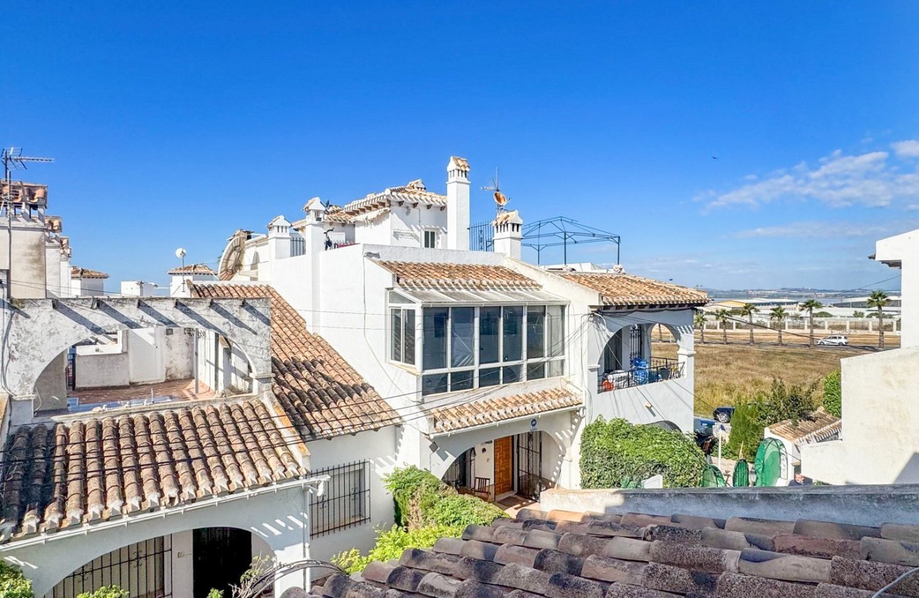 Resale - Bungalow - Torrevieja - Nueva Torrevieja - Aguas Nuevas