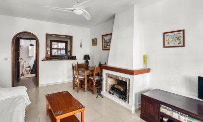 Resale - Bungalow - Torrevieja - Nueva Torrevieja - Aguas Nuevas
