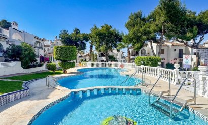 Resale - Bungalow - Torrevieja - Nueva Torrevieja - Aguas Nuevas