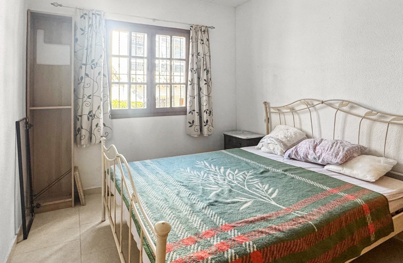 Resale - Bungalow - Torrevieja - Nueva Torrevieja - Aguas Nuevas