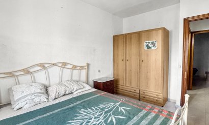 Resale - Bungalow - Torrevieja - Nueva Torrevieja - Aguas Nuevas