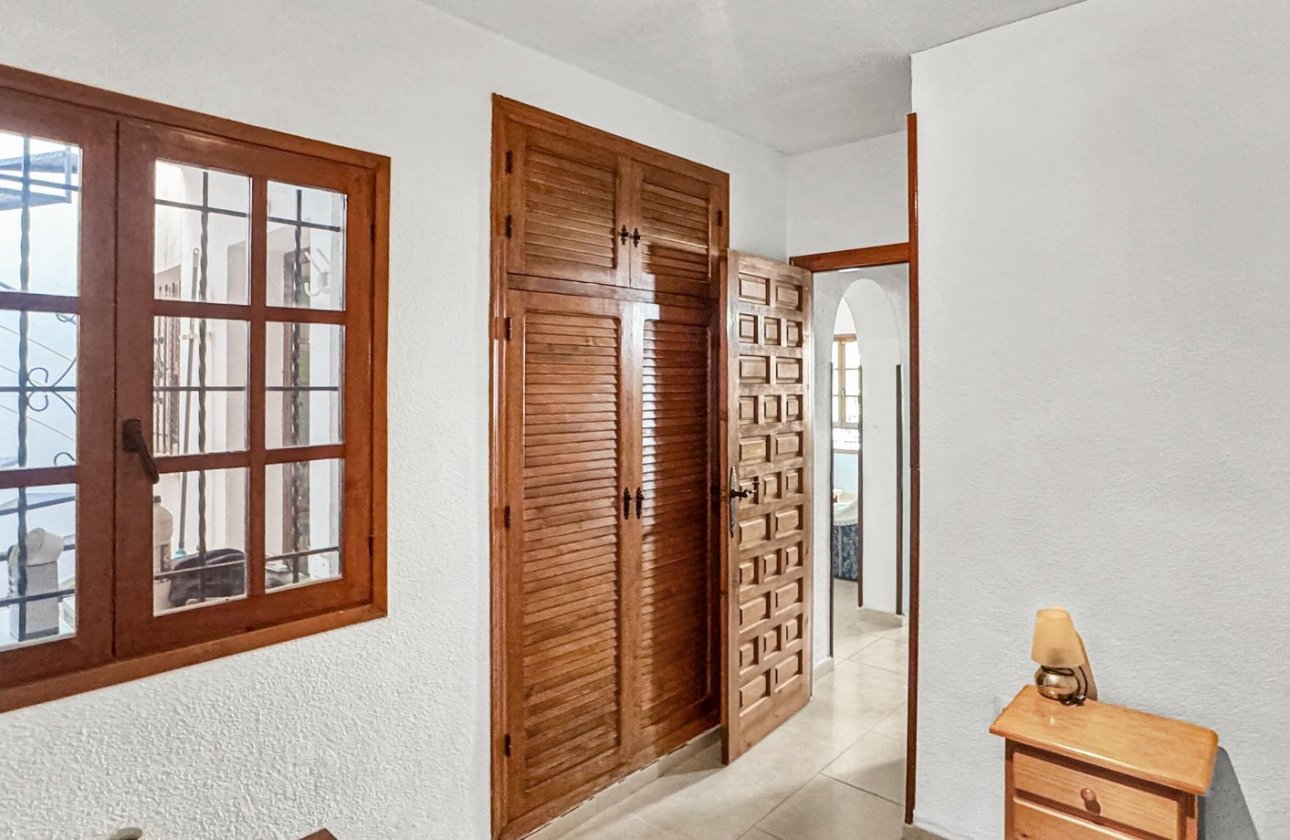 Resale - Bungalow - Torrevieja - Nueva Torrevieja - Aguas Nuevas