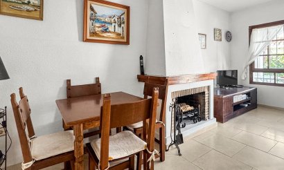 Resale - Bungalow - Torrevieja - Nueva Torrevieja - Aguas Nuevas