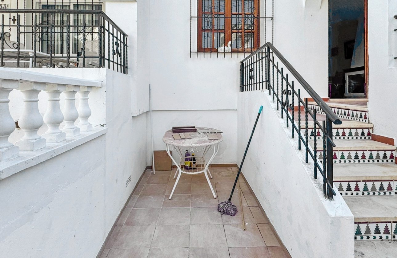Resale - Bungalow - Torrevieja - Nueva Torrevieja - Aguas Nuevas