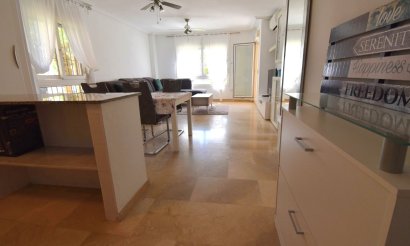 Resale - Apartment / flat - Orihuela Costa - Playa Flamenca