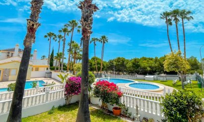 Resale - Townhouse - Orihuela Costa - La Rioja