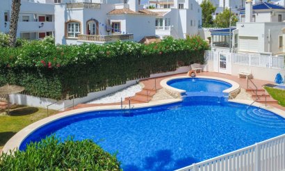 Resale - Townhouse - Orihuela Costa - La Rioja