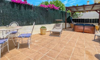 Resale - Townhouse - Orihuela Costa - La Rioja