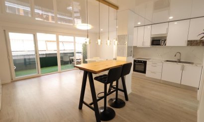 Resale - Apartment / flat - Torrevieja - Acequion
