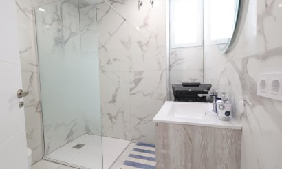 Resale - Apartment / flat - Torrevieja - Acequion