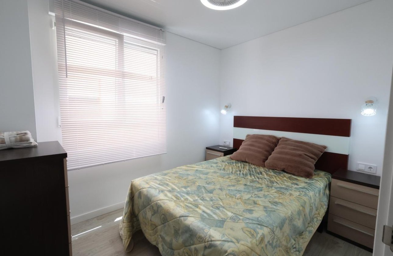 Resale - Apartment / flat - Torrevieja - Acequion
