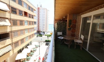 Resale - Apartment / flat - Torrevieja - Acequion