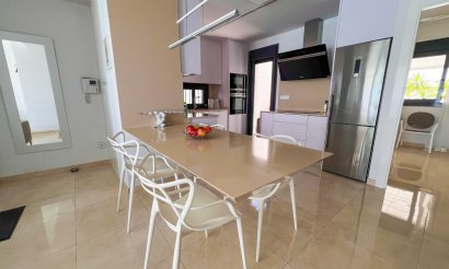 Resale - Villa - San Miguel de Salinas - San Miguel Salinas