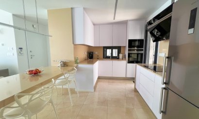 Resale - Villa - San Miguel de Salinas - San Miguel Salinas