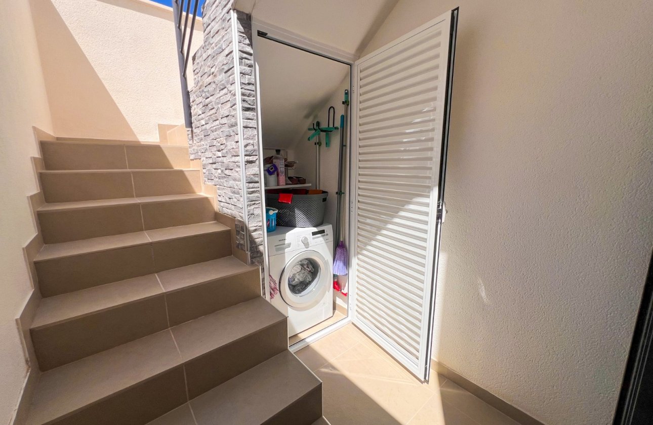 Resale - Villa - San Miguel de Salinas - San Miguel Salinas