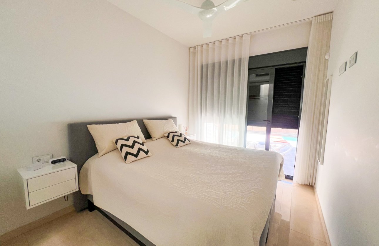 Resale - Villa - San Miguel de Salinas - San Miguel Salinas