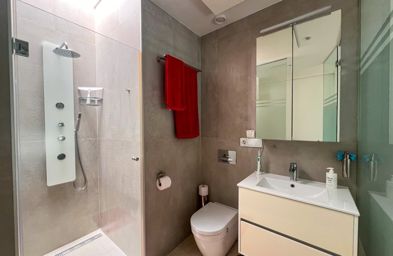 Resale - Villa - San Miguel de Salinas - San Miguel Salinas