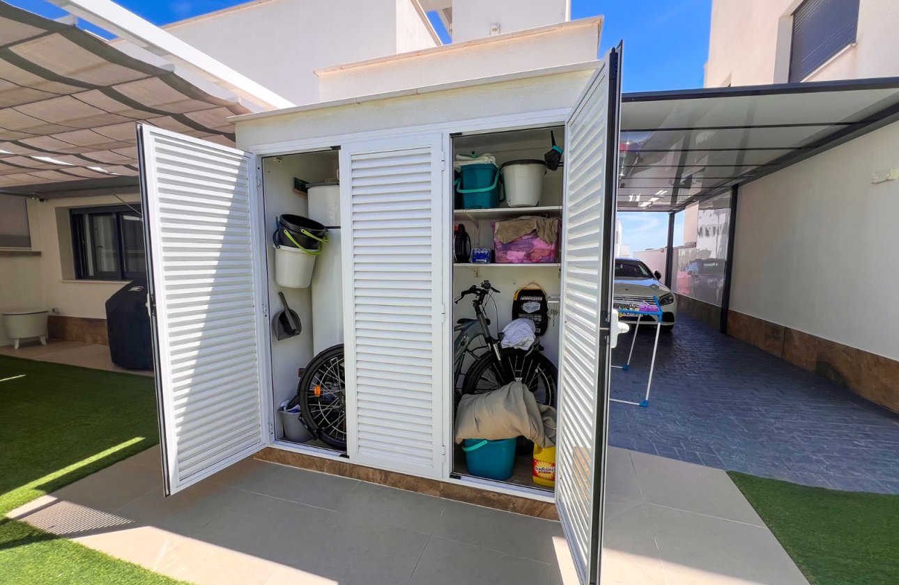 Resale - Villa - San Miguel de Salinas - San Miguel Salinas
