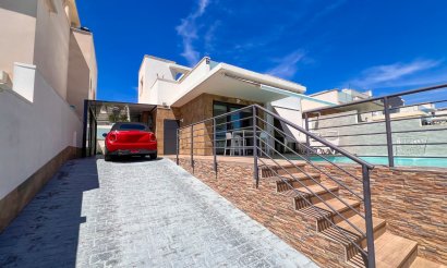 Resale - Villa - San Miguel de Salinas - San Miguel Salinas