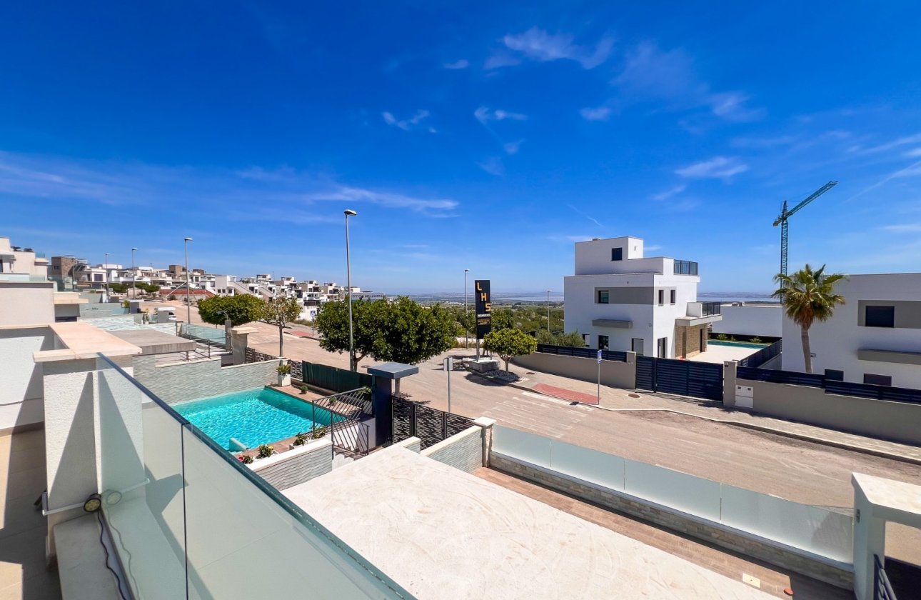 Resale - Villa - San Miguel de Salinas - San Miguel Salinas
