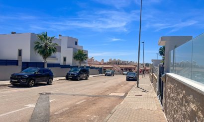Resale - Villa - San Miguel de Salinas - San Miguel Salinas
