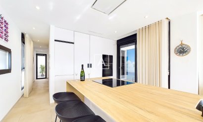 Resale - Apartment / flat - Lo Pagan