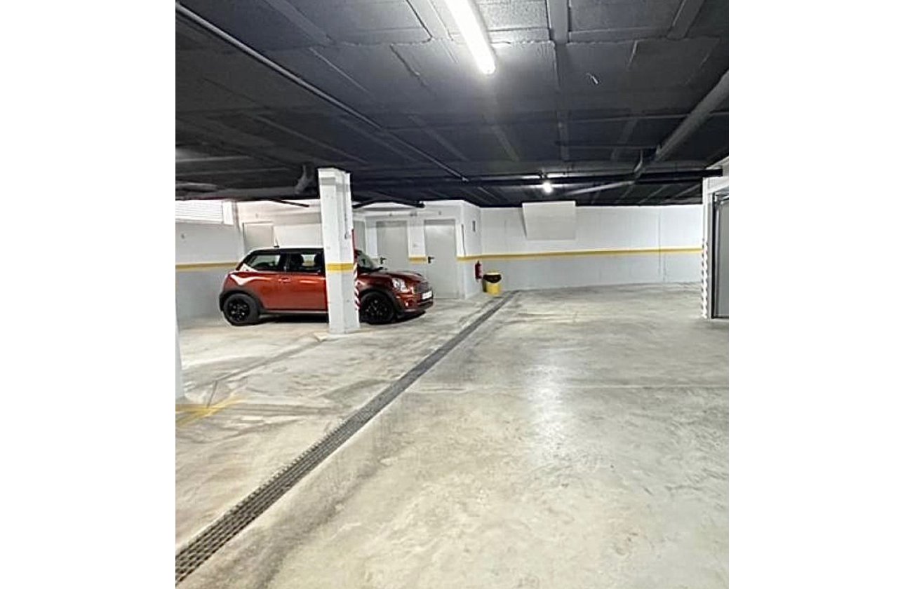 Resale - Apartment / flat - Lo Pagan